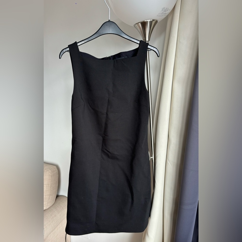 Theory Elegant Black Sleeveless Dress
